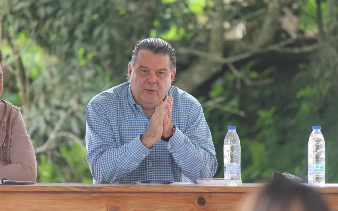 Luces y sombras de la descentralización – Edgardo Mondolfi